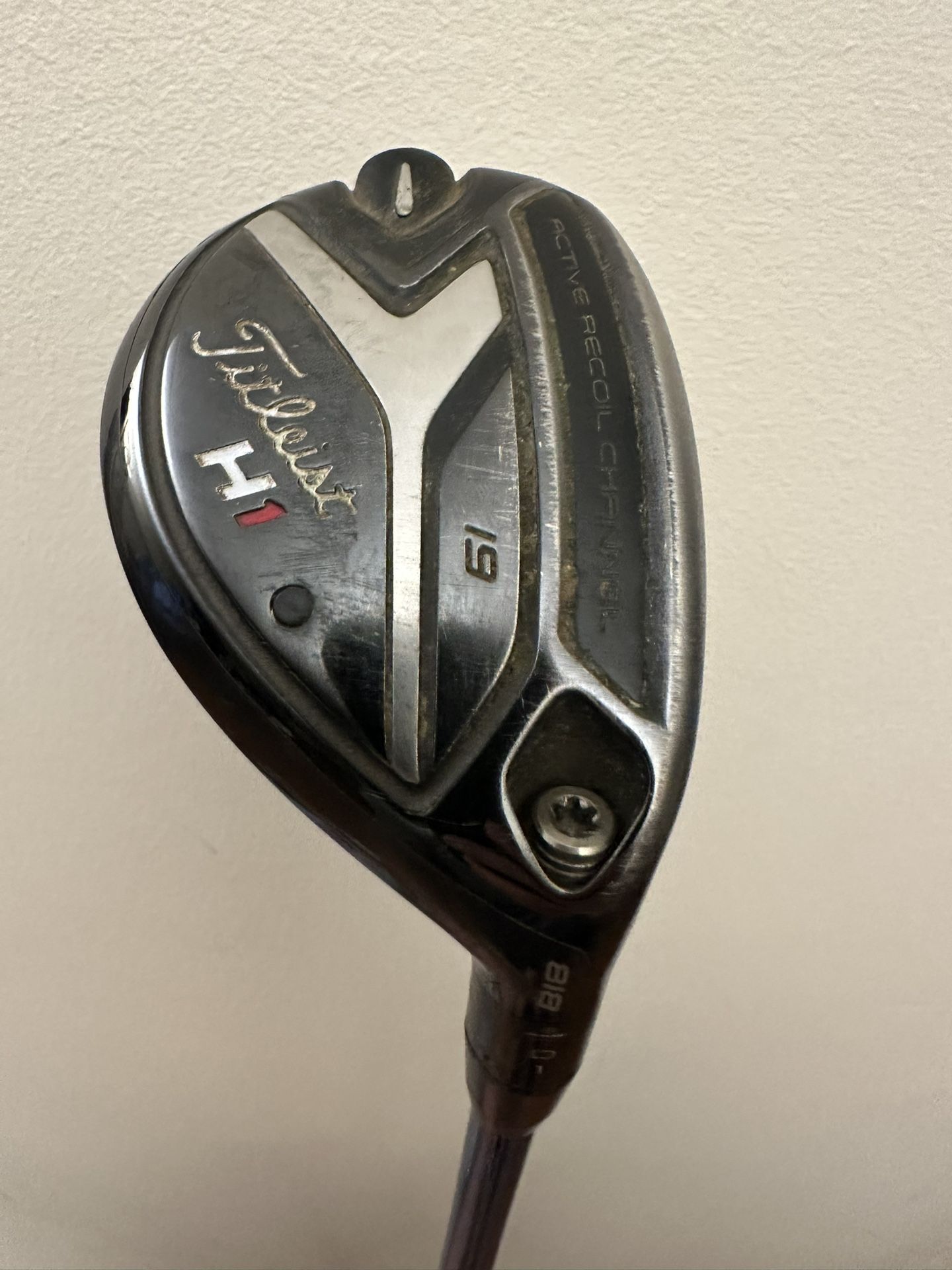 Titleist 818 H1 Hybrid 19* Stiff Flex