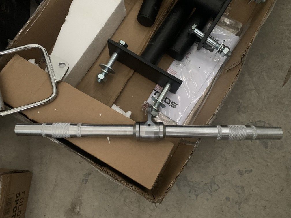 Lat Pull Attachments