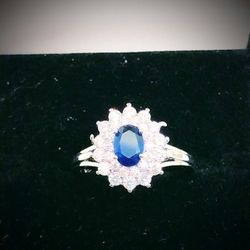 New Silver Sapphire Colored Ring