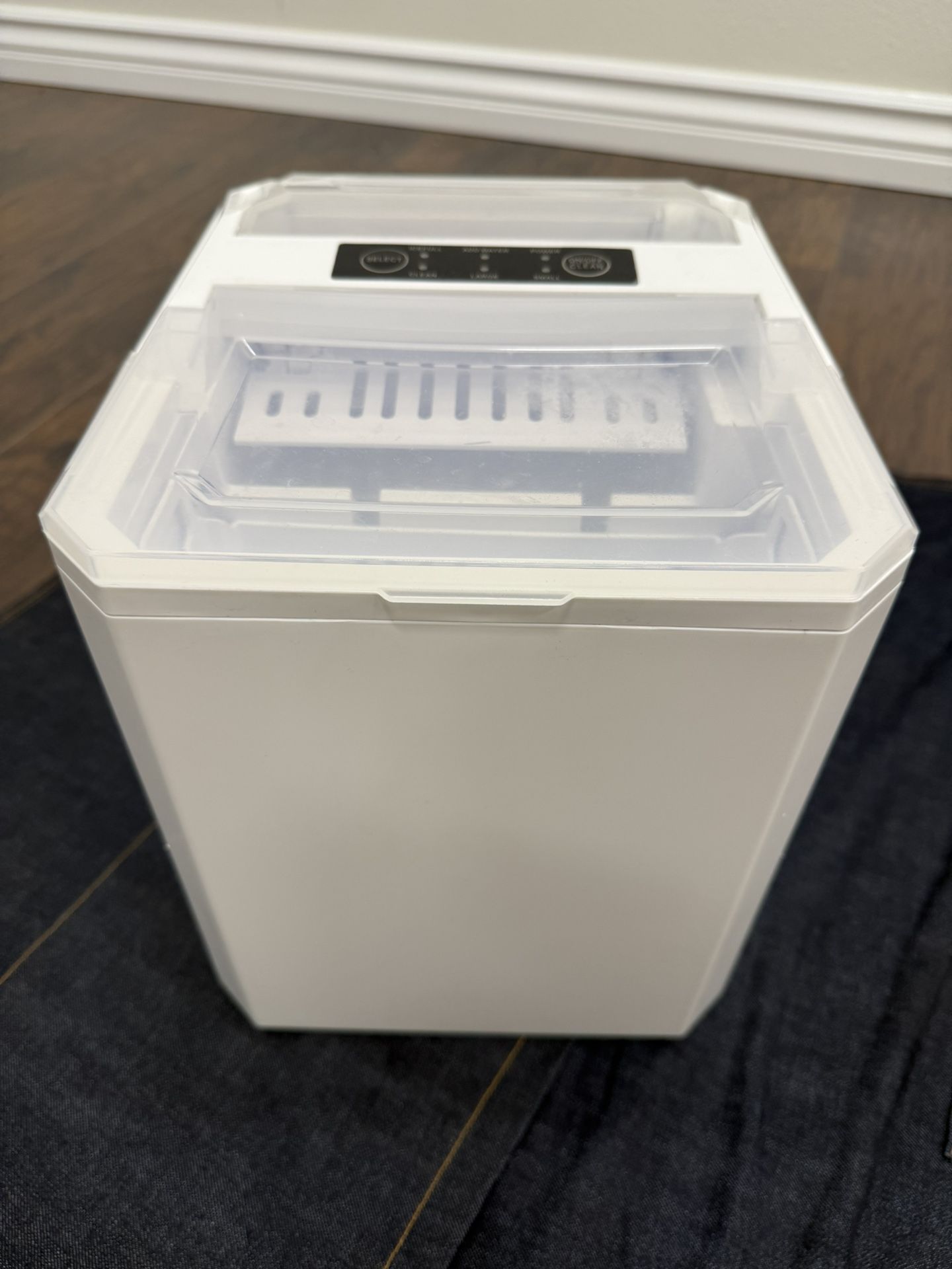 Ice Maker Countertop 26 lbs/24H 9 Ice Cubes Ready in 6-8 Minutes Small & Large Ice Cubes White