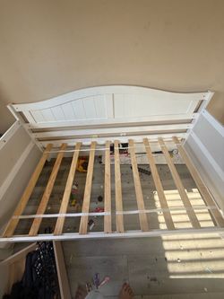 Daybed-white, including 2 storage drawers, mattress not included