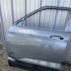 LEFT SIDE DOOR 2022-2025 CHEVROLET TRAILBLAZER