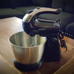 Brentwood SM-1153 5-speed + Turbo Stand Mixer 