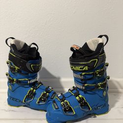 Mach1 tecnica size 11.5 ski boots