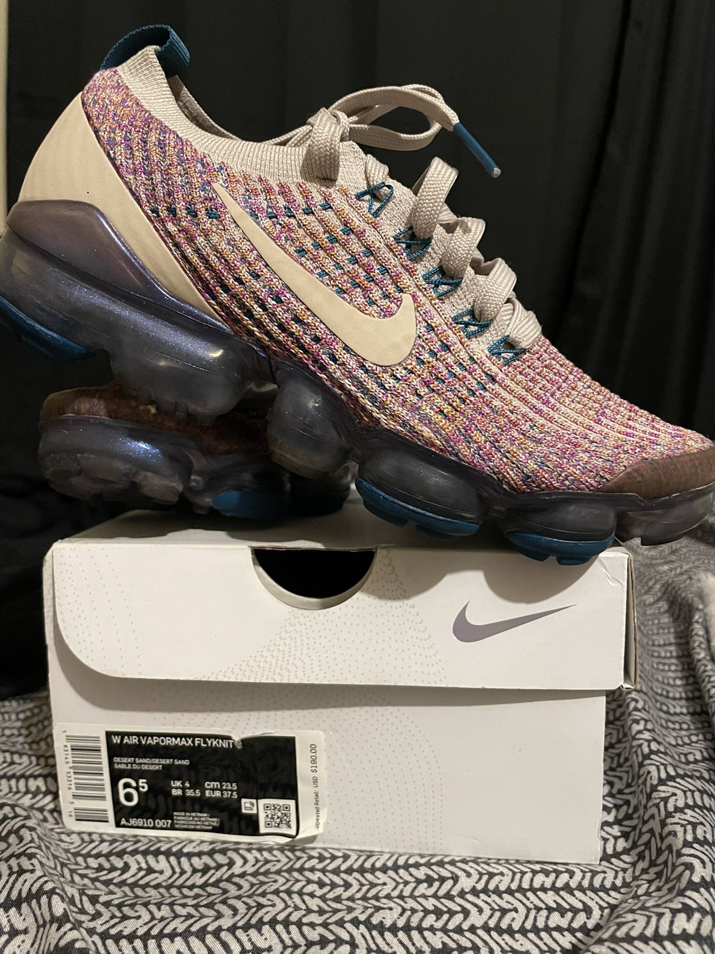 Nike Vapor mamacita Flyknit Desert Sand Vivid Purple