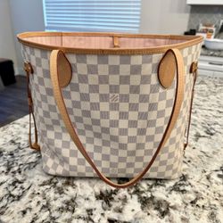 Lous Vuitton Neverfull MM NM D Azur bag  (authentic)