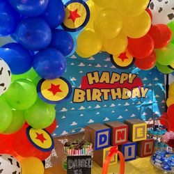 Toy Story Balloons Arch/ Garland