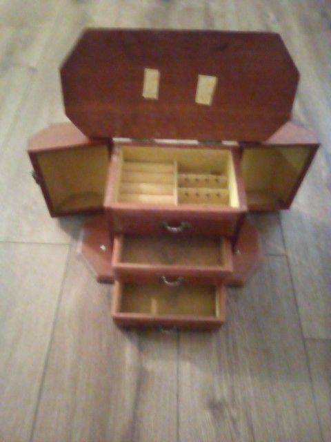 3 In 1 Jewelry Box 