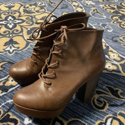 Brown heeled Booties 