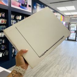 13 Inch MacBook Air With Apple M3 Chip 256gb 8gb Ram 