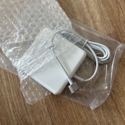 Mac Book Pro Charger 