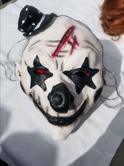 Clown halloween mask