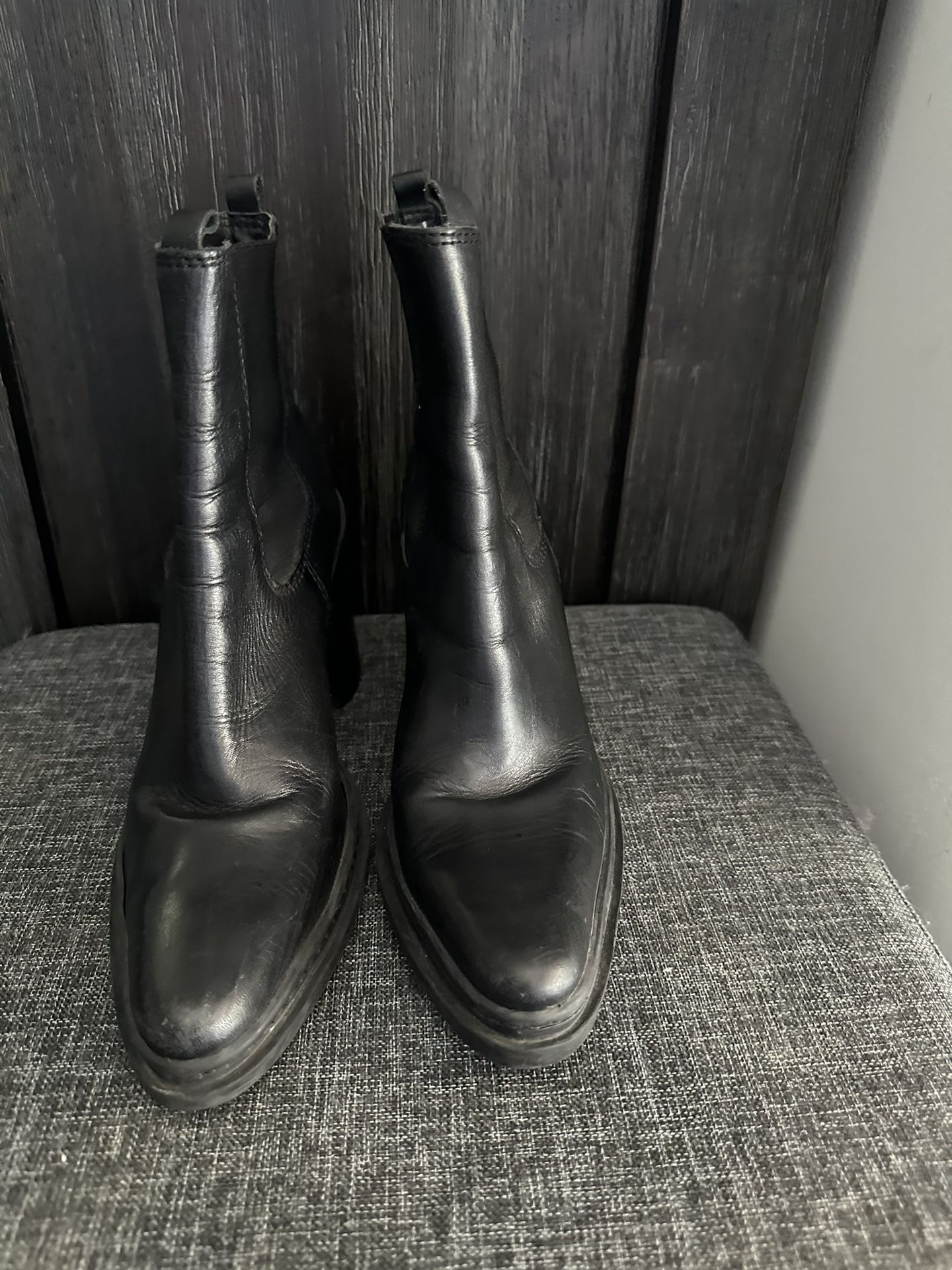 Botines De Piel , Talla 71/2 , Precio $20