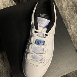 Jordan 11 Legend Blue New