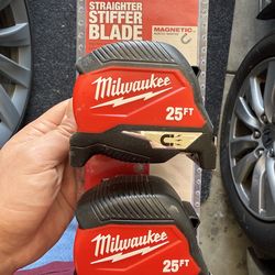 Brand new 2pk Milwaukee tape measure