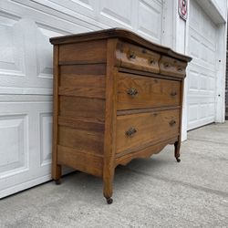 Beautiful Antique Solid Oak Dresser for Sale in Brooklyn NY OfferUp
