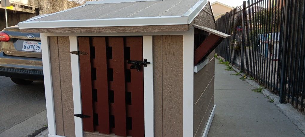 Dog Houses