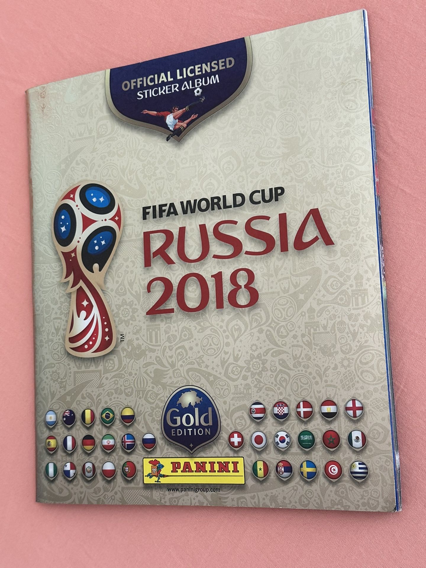 PANINI FIFA  WORLD CUP RUSSIA  2018 GOLD EDITION 