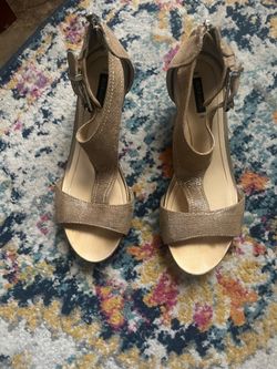Sandals gold Alex Marie good condition