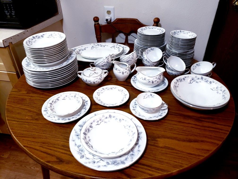 93~Pc. Rare 1960's Meito China made in Japan "Silver Pine"