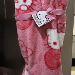 Hello kitty blanket 