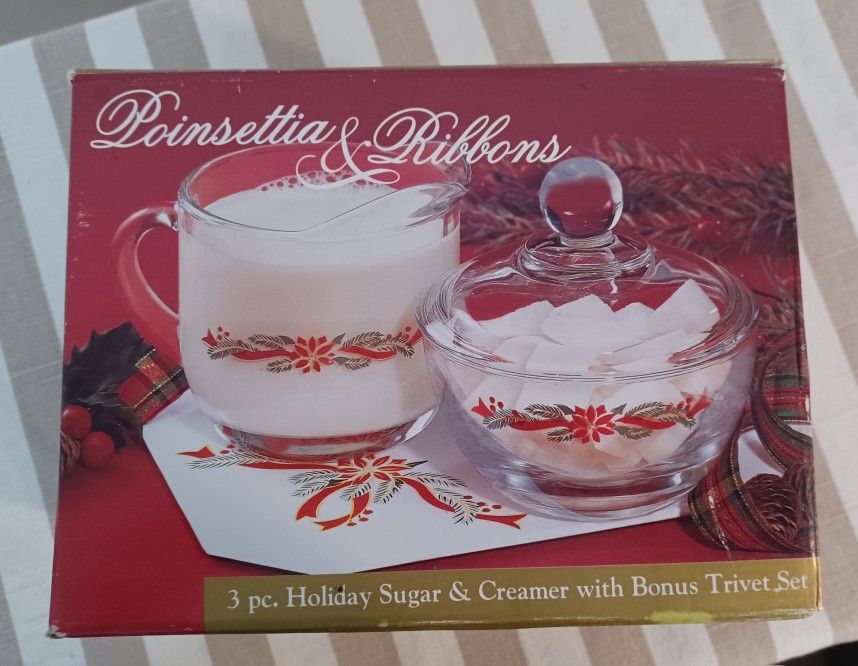 Vtg. Anchor Hocking Poinsettia Ribbons Set