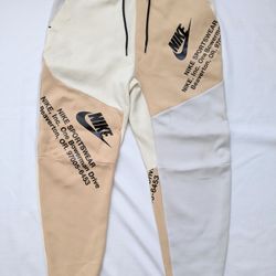 Nike Tech Fleece Sweatpants Joggers 