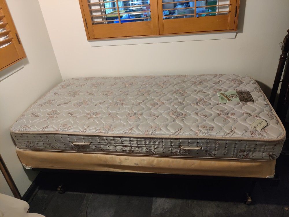 Twin Bed - Free!