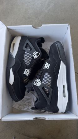 Jordan 4