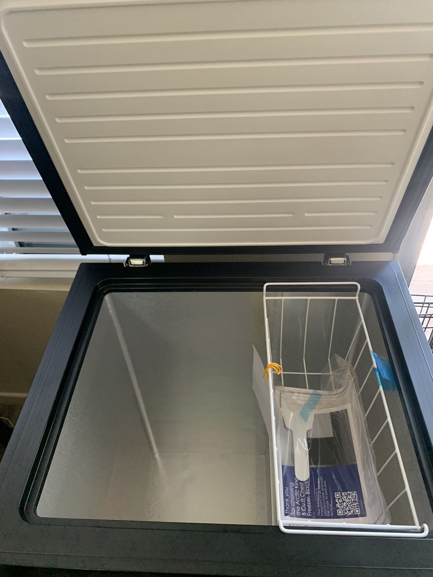 Brand New Arctic King 5cu Ft Chest Freezer for Sale in Palmdale, CA