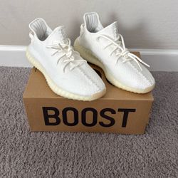Yeezy Boost 350 V2 Cream White / Triple White Size 10.5