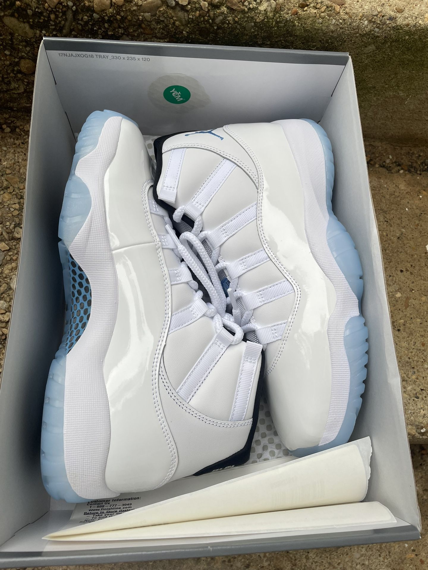 Jordan 11s legend blues 