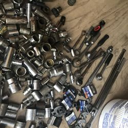 Sockets And Wrenches 