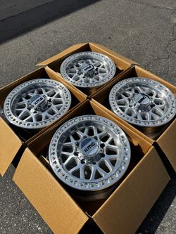 FINANCING AVAILABLE 18” KMC KM549 GRS 8x6.5 and 8x180 Wheels Machined