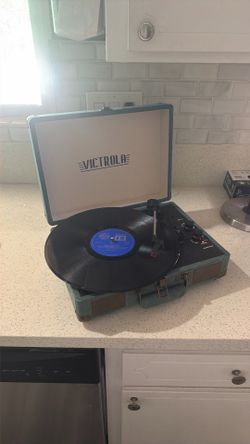 Record Player Victrola