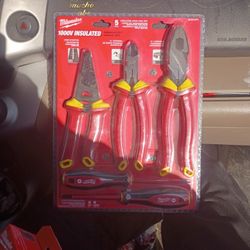 Milwaukee 1000v Insulated 