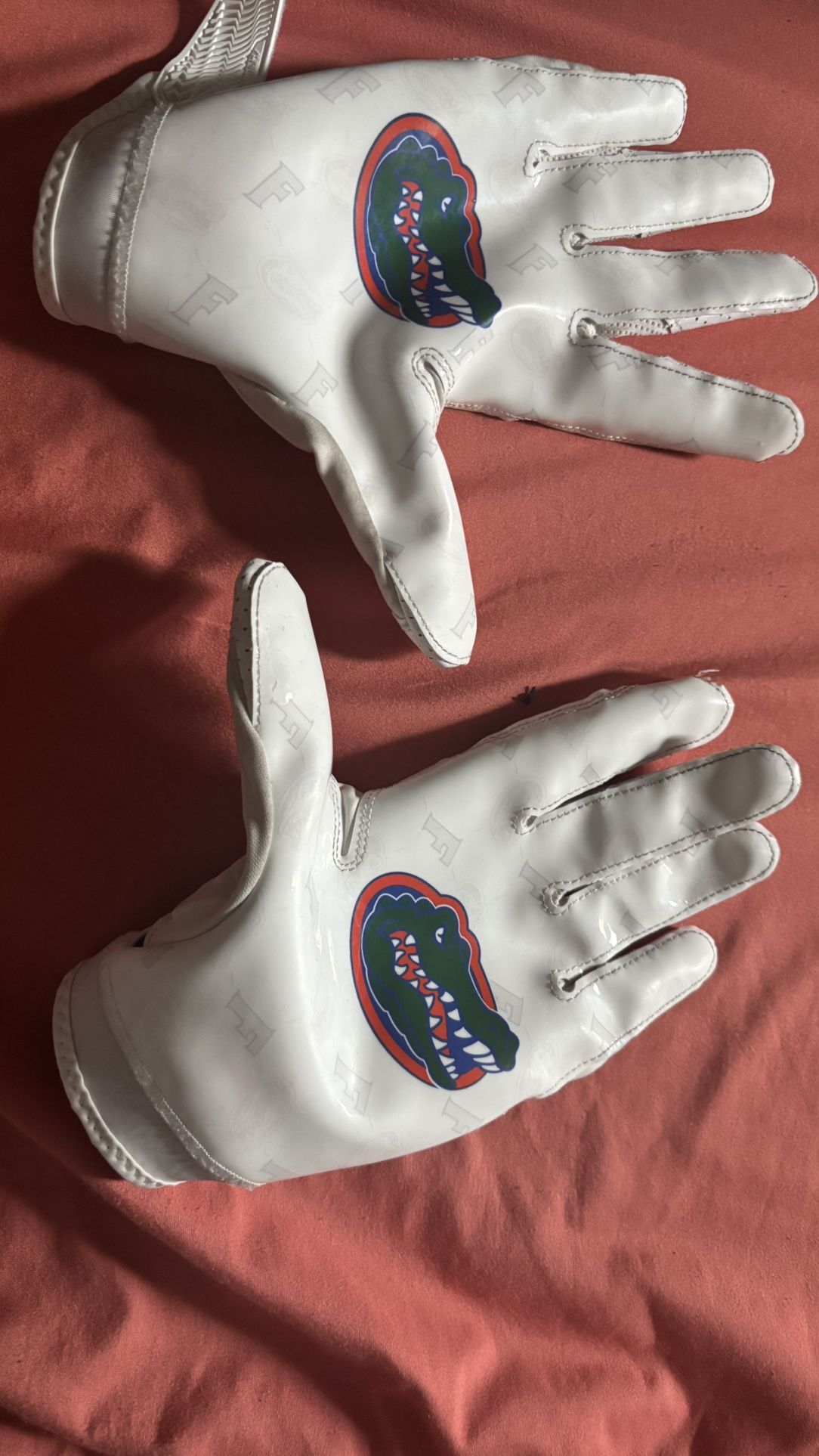 Gator fb gloves size Xl
