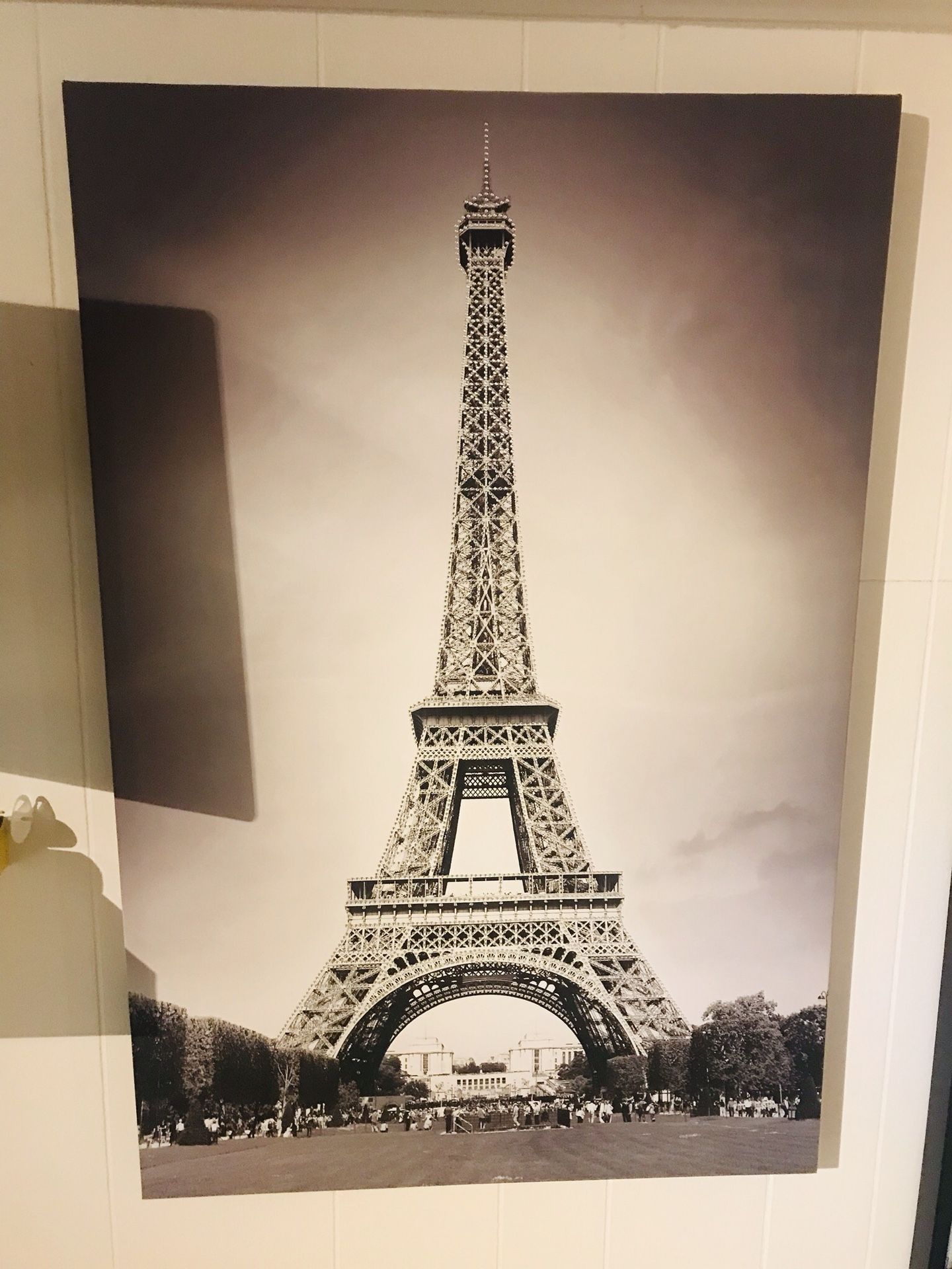 Beautiful Black & White Eiffel Tower Paris Framed Canvas Art 3ft x 2ft