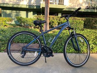Schwinn Trailway 700c Hybrid Bike - 21 Speed, Excellent Condition