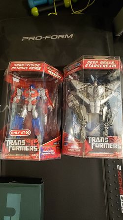 Transformers Optimus prime and starscream