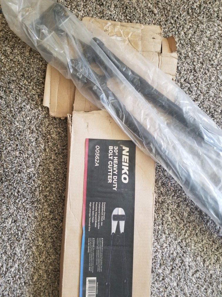 Brand New 30inches Heavy Duty Bolt Cutters