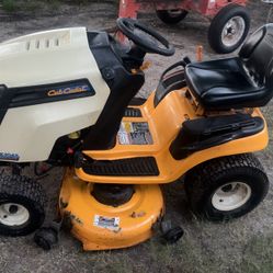 Cub Cadet Riding Mower 46 In 