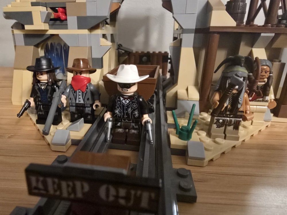 Lego 79110 Lone Ranger Silver Mine Shootout