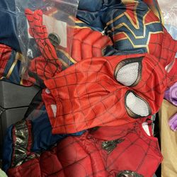 2 Spiderman Costumes Size 5-6 One mask one glove with Web and disc