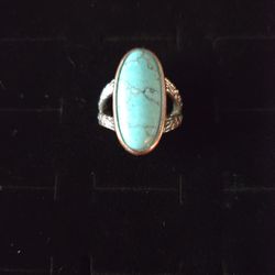 Pretty ring size 6