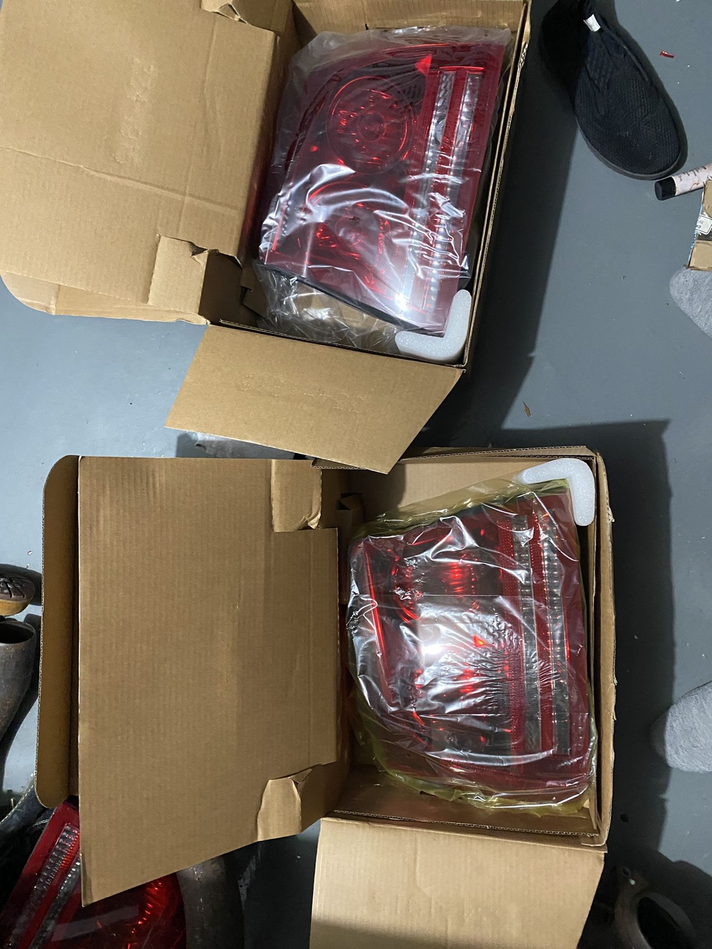 Dodge charger rear tail lights 2007- 2010