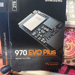 SAMSUNG 970 EVO Plus SSD 2TB NVMe M.2 Internal Solid State Drive w/ V-NAND Technology, Storage and Memory Expansion for Gaming, Graphics w/ Heat Contr
