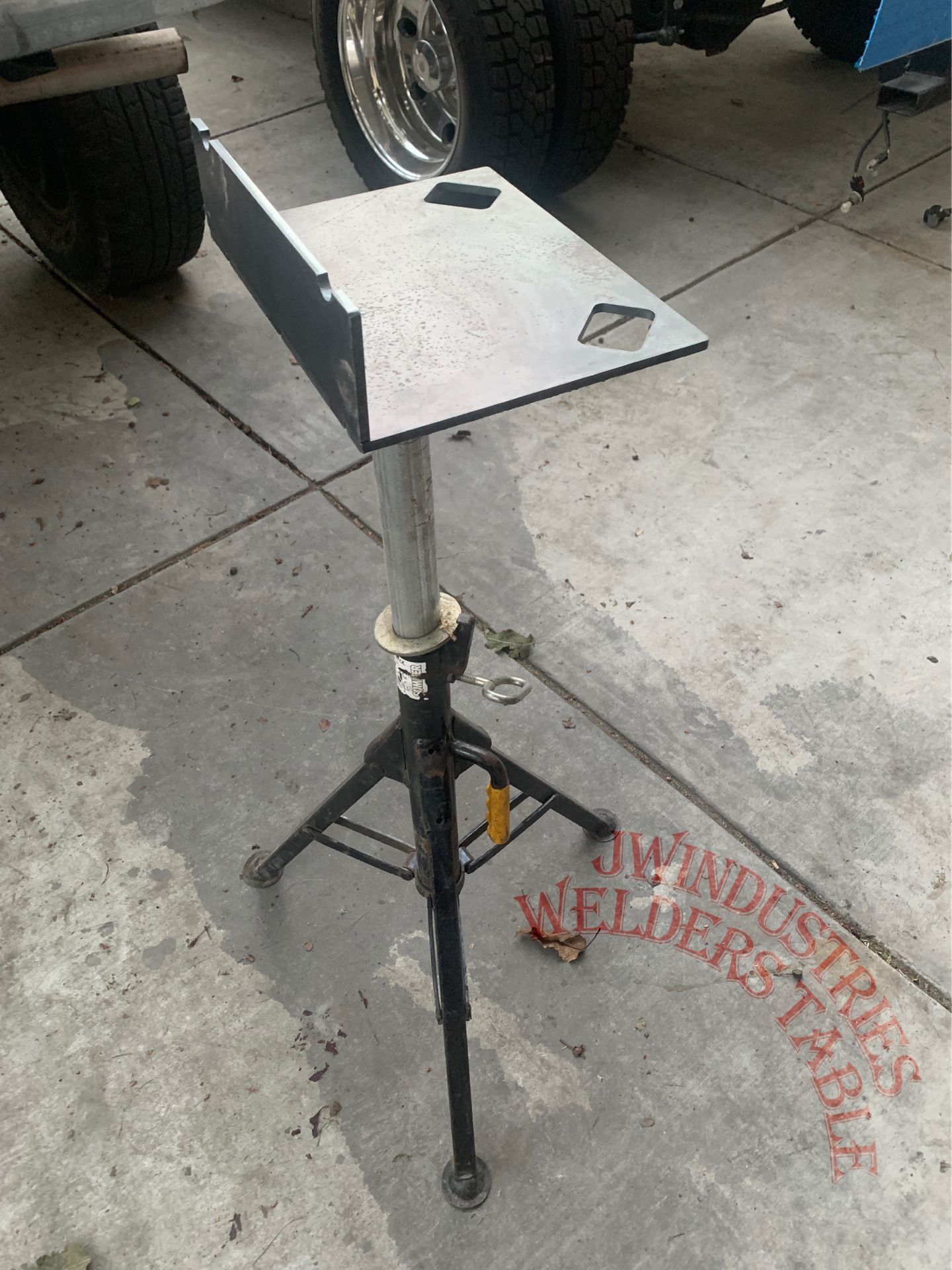 Welders table, JACKSTAND IS REQUIRED FOR THIS BUY. IT’S AN ATTACHMENT FOR YOUR EXISTING JACKSTAND SOMEWHERE TO PLACE GRINDERS HAMMERS LEVELS ECT.