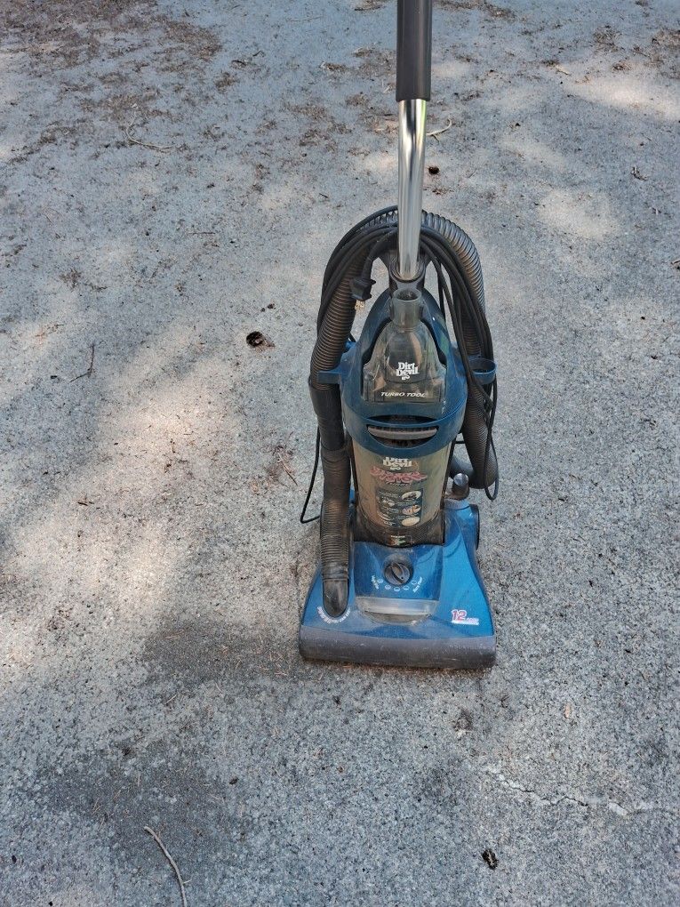 Dirt Devil Vacuum