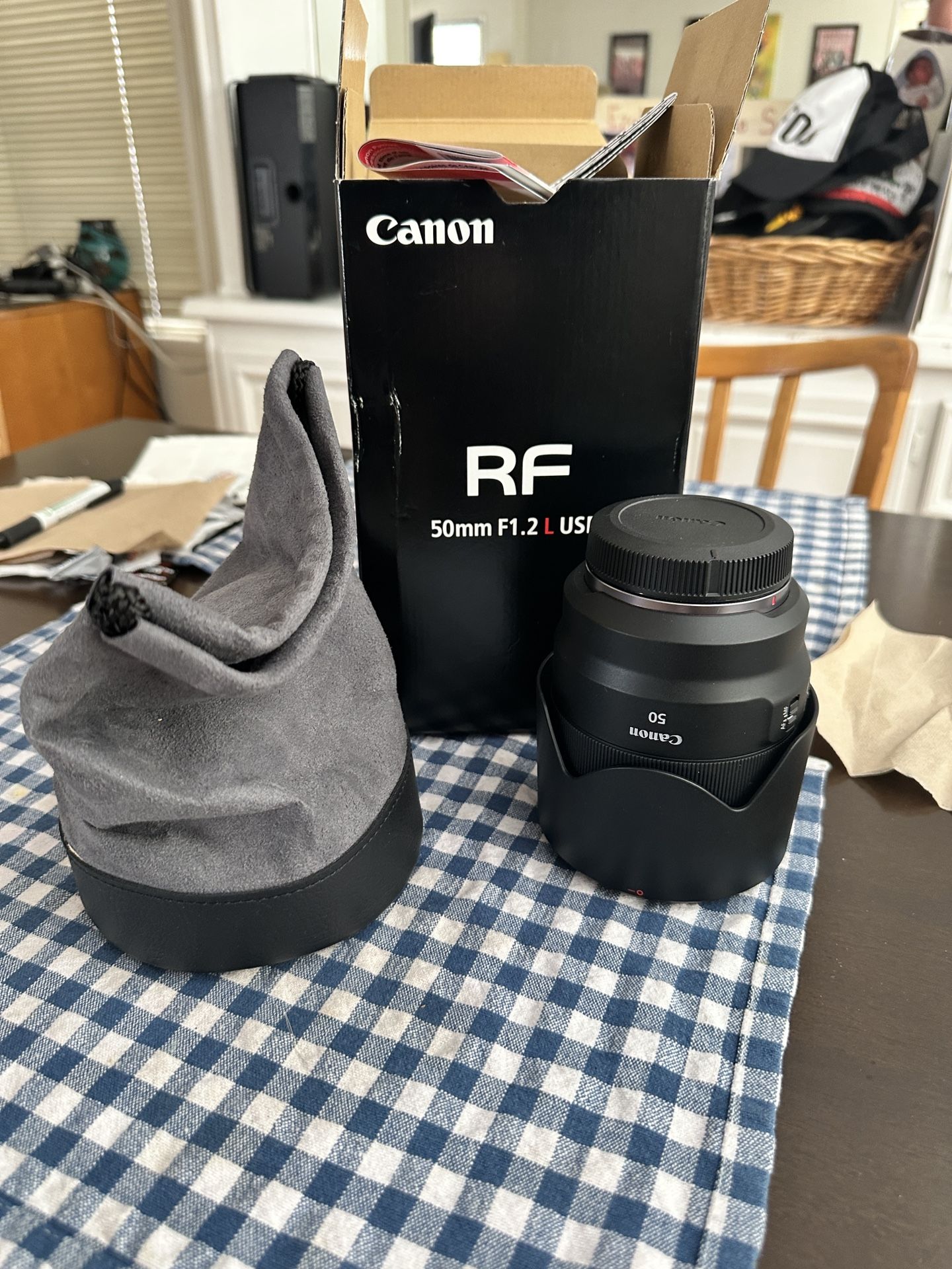 Canon RF 50mm 1.2